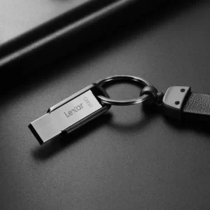 Lexar JumpDrive M400 32GB مع غطاء واقٍ