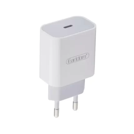 Size comparison showing the compact Earldom 20W USB-C charger next to a set of keys.