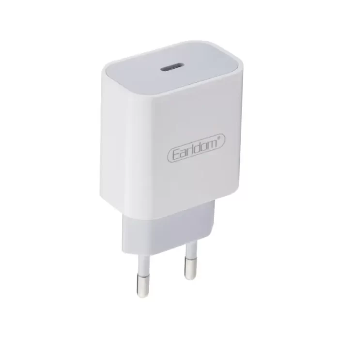 Size comparison showing the compact Earldom 20W USB-C charger next to a set of keys.