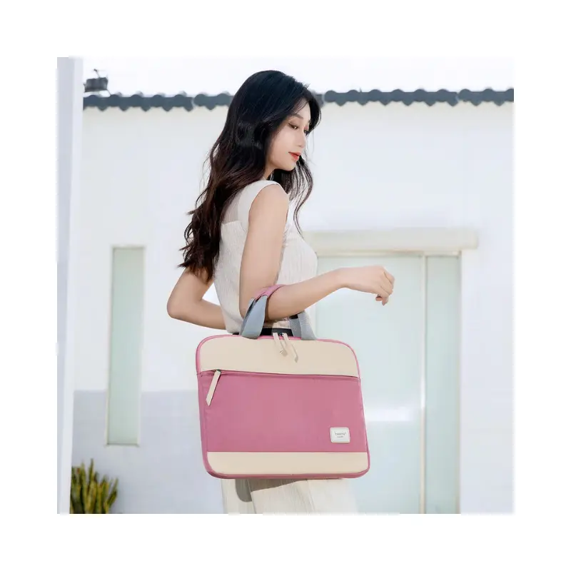 Tigernu T-L5239B laptop bag, business casual - Beige with green, pink with apricot, black_4 Inside view of the Tigernu T-L5239B laptop bag showing fleece lining and accessory compartments.